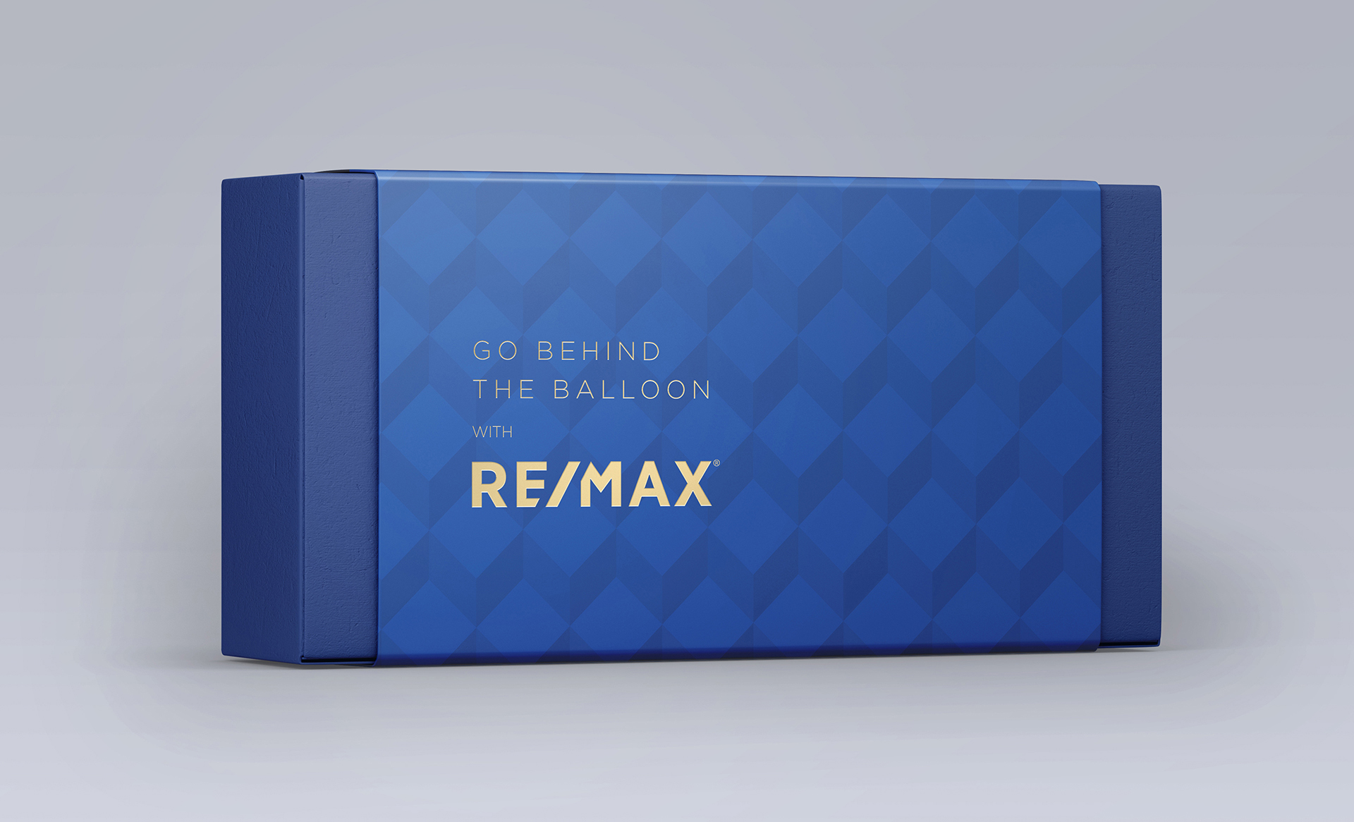 remax-r4-packaging-box-1